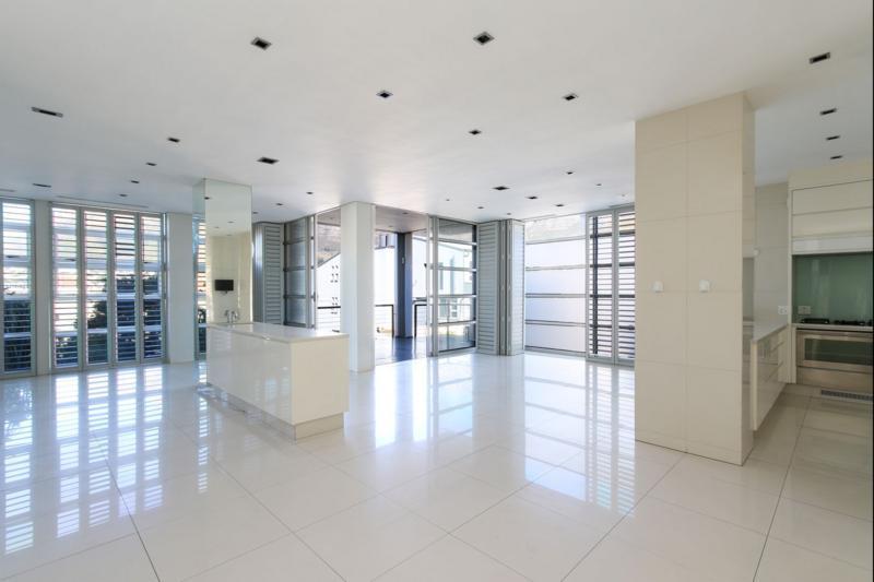 To Let 2 Bedroom Property for Rent in Cape Town City Centre Western Cape
